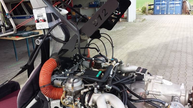 Rotax 912 Motor mit Twinmax Vergaserabgleich